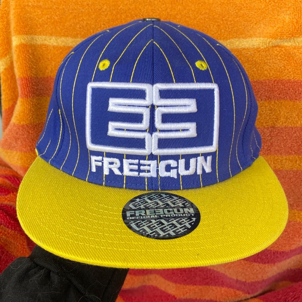 Free gun Baseball Cap